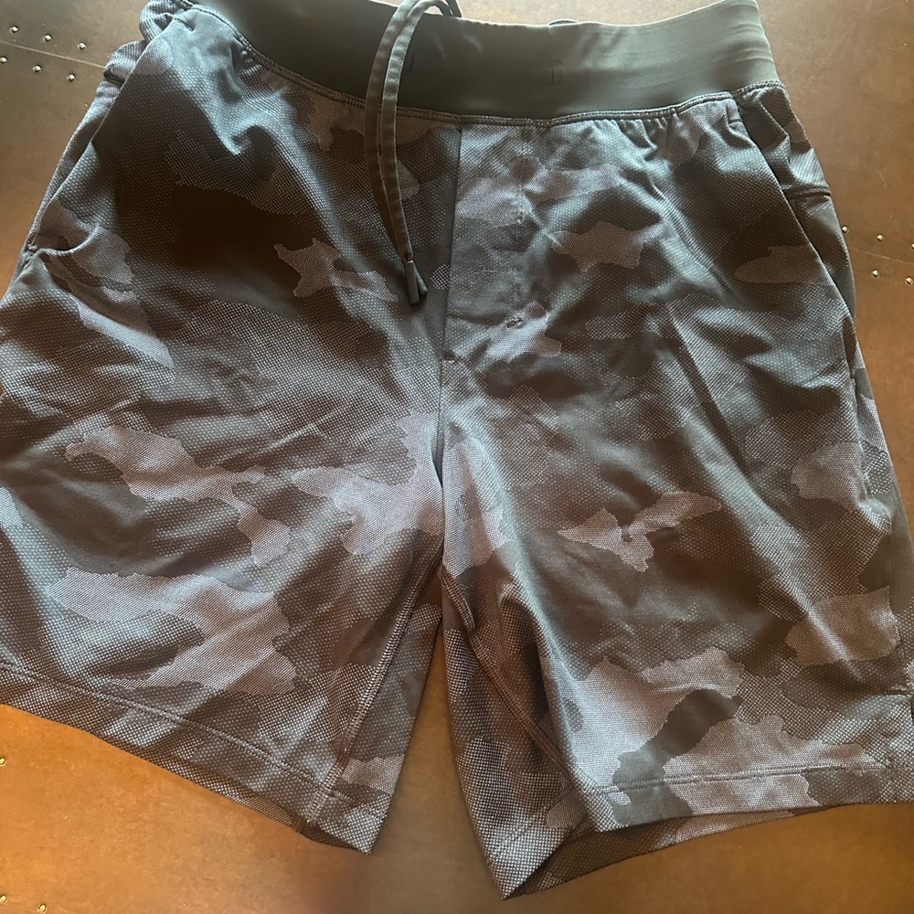 Lululemon Men's Camouflage Shorts